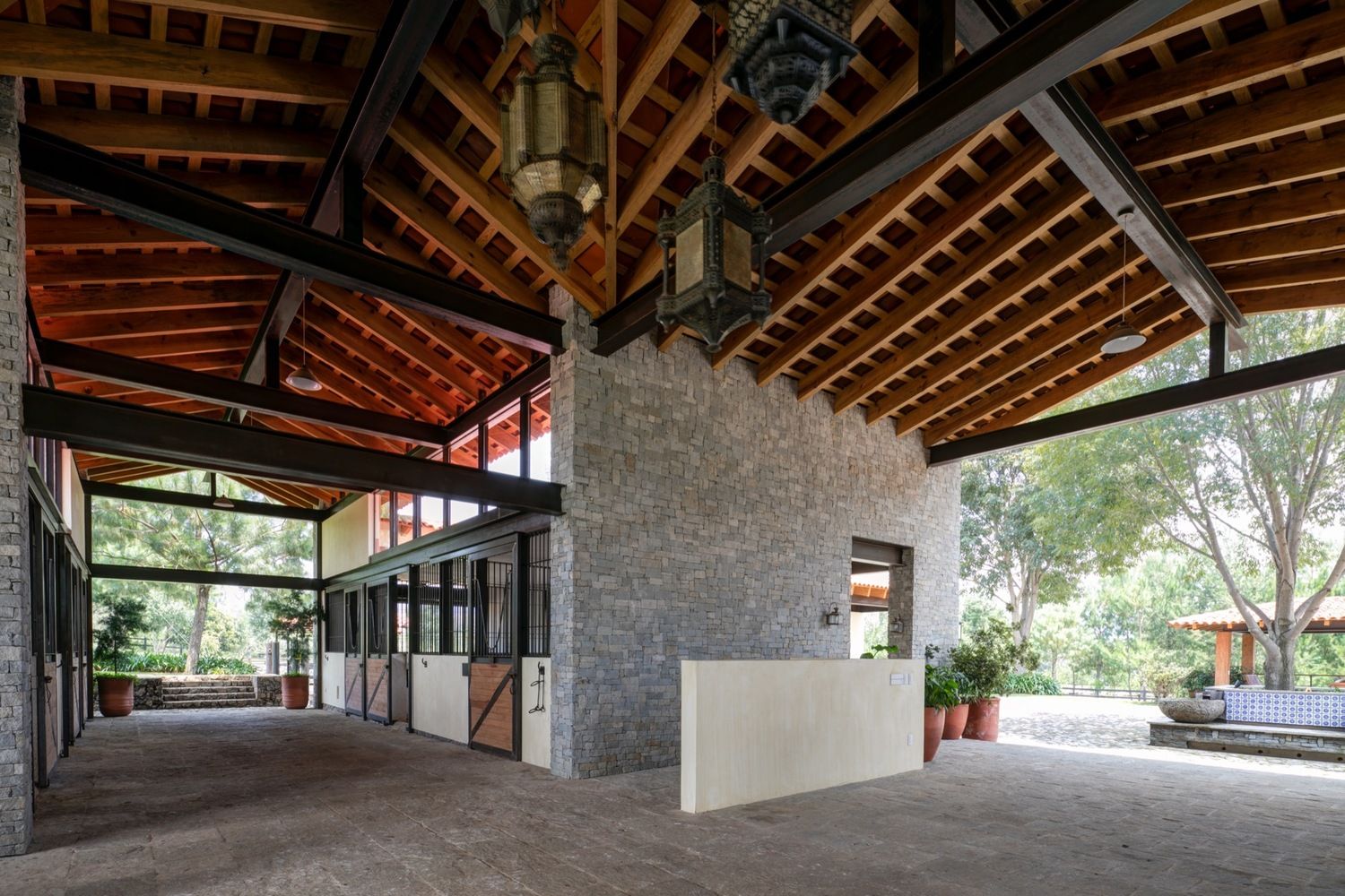 Lindo rancho no México por AE arquitectos – Arquitetura Equestre